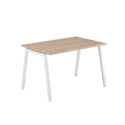 Luna A - Ett modernt bord med fasta ben i A-form