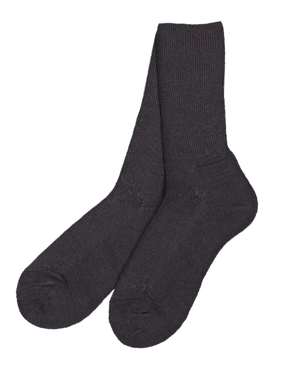 Ullsocka vuxen, Svart